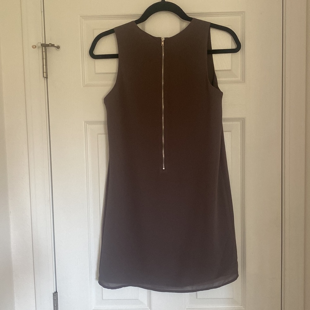 Dress - Picture 2 of 4